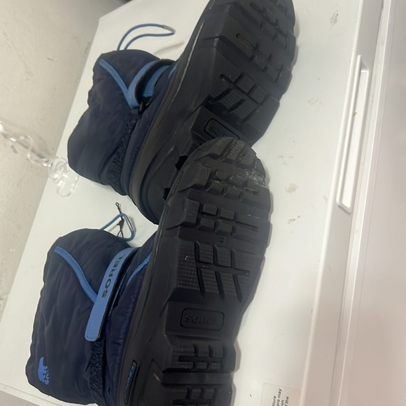 Sorel unisex snow boots - Picture 4 of 17